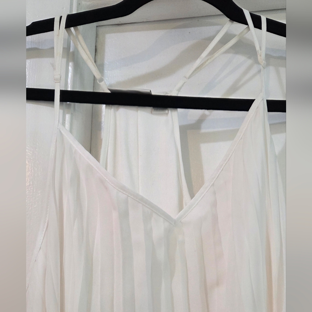 Women's Bisou Bisou Maxi Pleated White With Flower Design, Size 16 - Picture 7 of 15